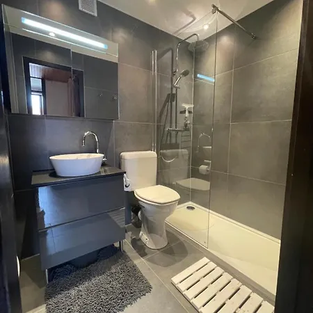 Appartement Penthousestudio Met Groot Zonneterras