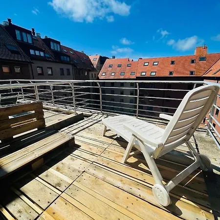 アパート Penthousestudio Met Groot Zonneterras ニーウポールト