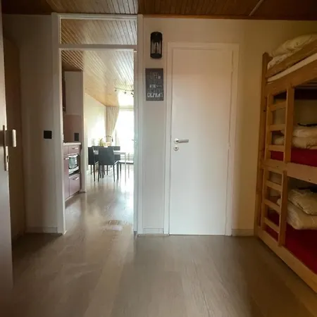 Апартаменты Penthousestudio Met Groot Zonneterras *