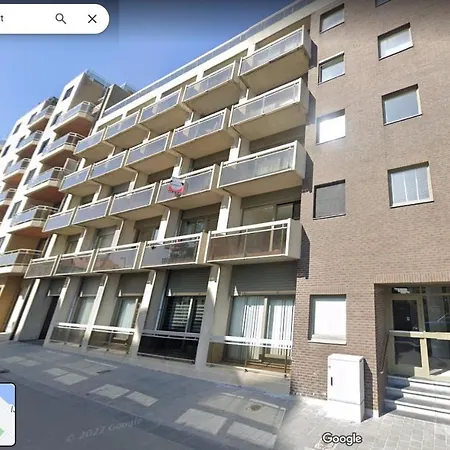 Penthousestudio Met Groot Zonneterras * ニーウポールト